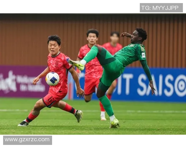 沙特阿拉伯足球球星及其在国际赛场上的影响力与成就解析 沙特阿拉伯足球球星及其在国际赛场上的影响力与成就解析