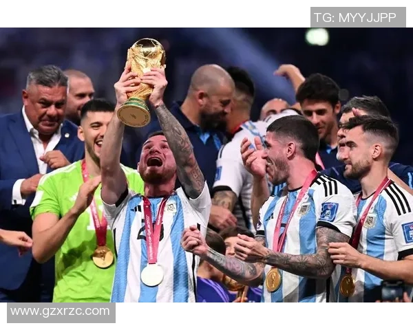 玫瑰与足球巨星的激情碰撞:荣耀与梦想的完美交汇 玫瑰与足球巨星的激情碰撞:荣耀与梦想的完美交汇